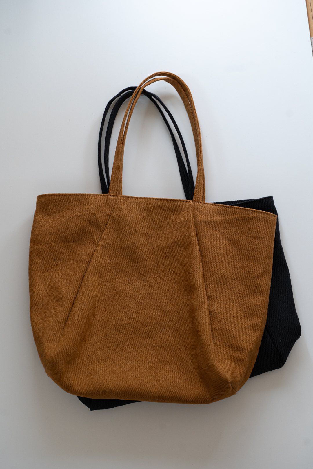 A4サイズが収納できるトートバッグ