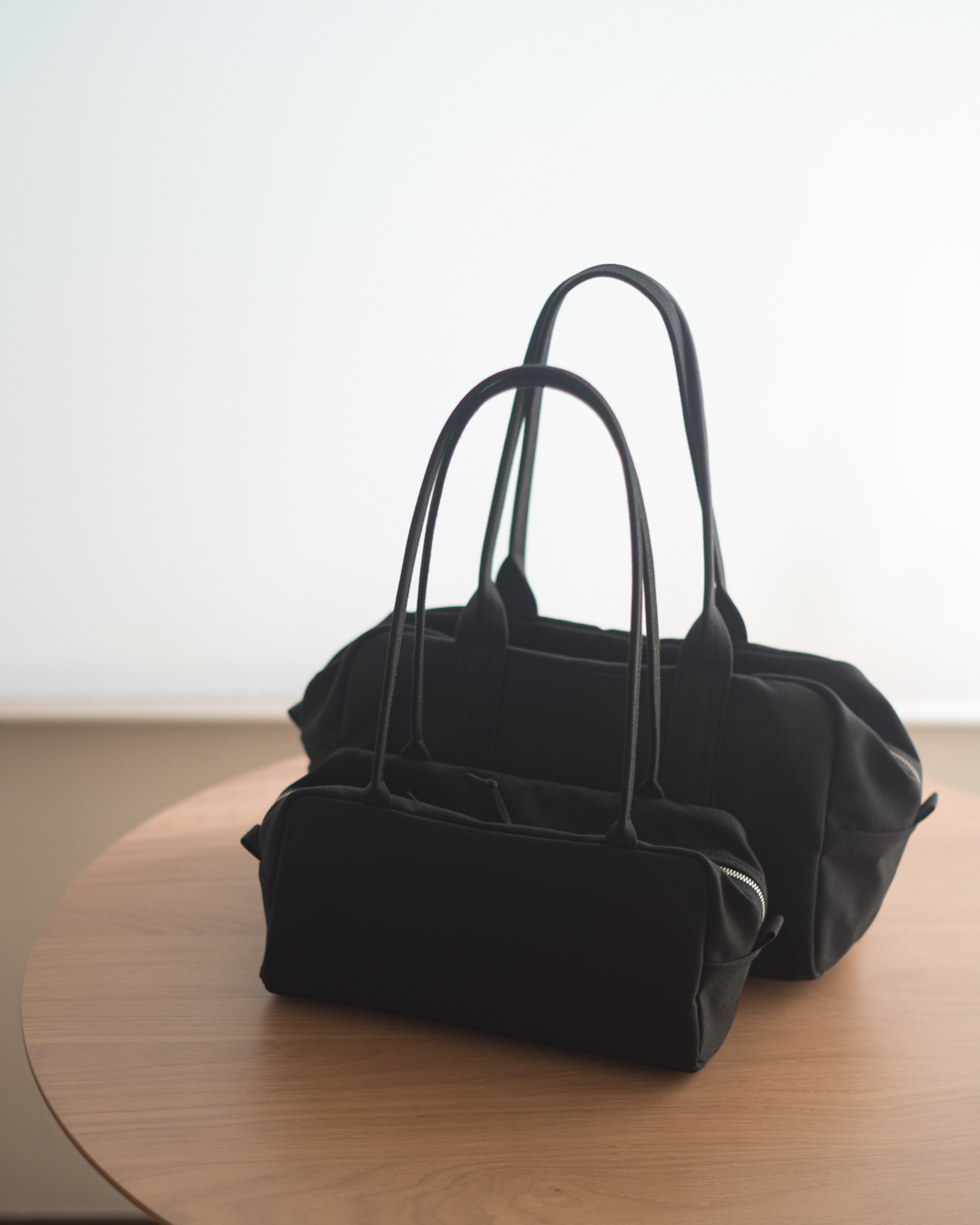 帆布のボストンバッグ