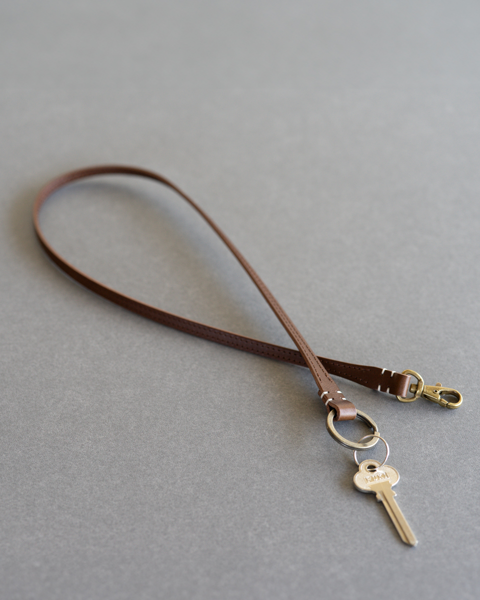 革のキーベルト